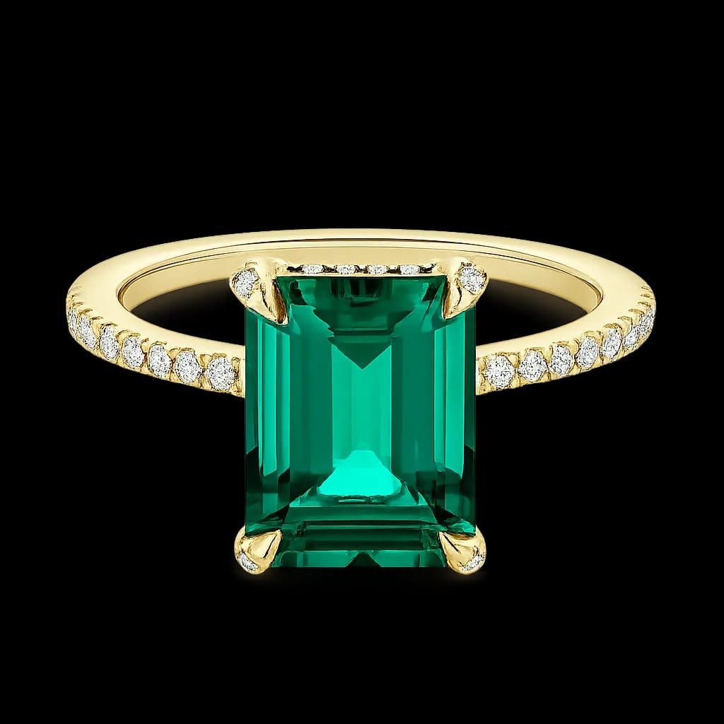 Samba lab emerald and diamond cocktail ring in 14K yellow gold.